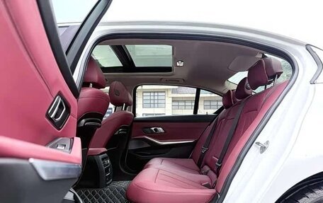 BMW 3 серия, 2022 год, 2 600 000 рублей, 9 фотография