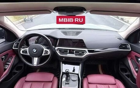 BMW 3 серия, 2022 год, 2 600 000 рублей, 8 фотография