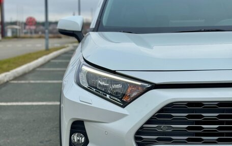 Toyota RAV4, 2020 год, 3 290 000 рублей, 13 фотография