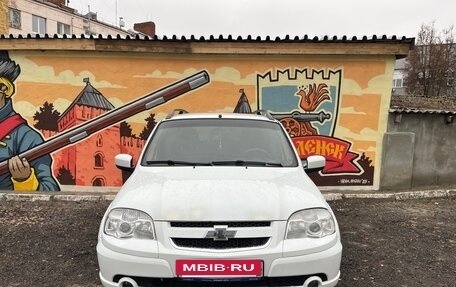 Chevrolet Niva I рестайлинг, 2016 год, 550 000 рублей, 3 фотография