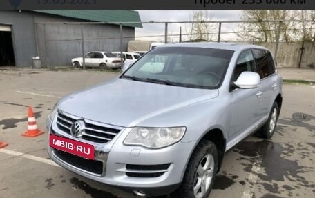 Volkswagen Touareg III, 2006 год, 950 000 рублей, 2 фотография
