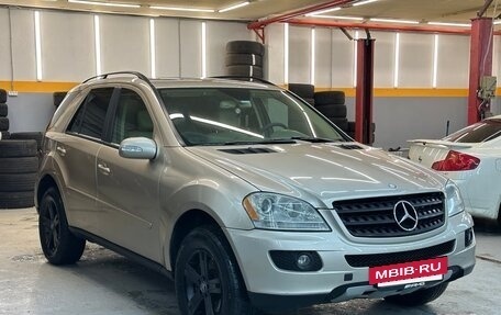 Mercedes-Benz M-Класс, 2005 год, 3 фотография