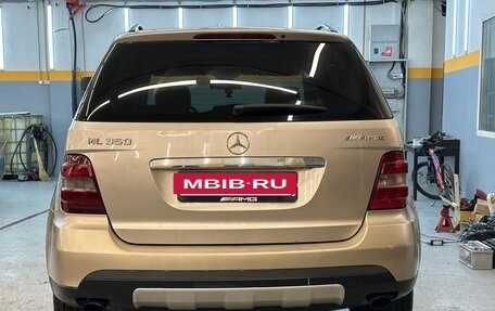 Mercedes-Benz M-Класс, 2005 год, 9 фотография