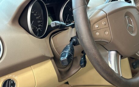 Mercedes-Benz M-Класс, 2005 год, 24 фотография