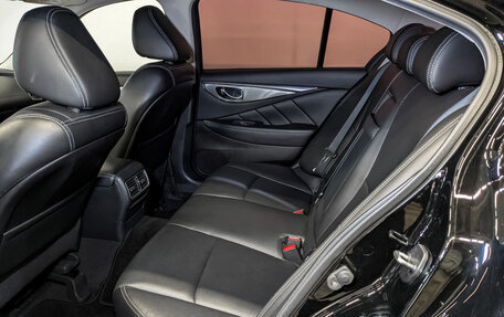 Infiniti Q50 I рестайлинг, 2017 год, 2 250 000 рублей, 12 фотография