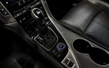 Infiniti Q50 I рестайлинг, 2017 год, 2 250 000 рублей, 27 фотография