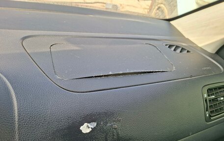 Volkswagen Polo VI (EU Market), 2012 год, 202 000 рублей, 3 фотография