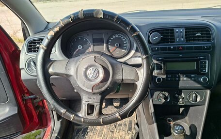 Volkswagen Polo VI (EU Market), 2012 год, 202 000 рублей, 13 фотография