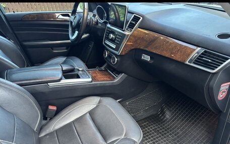 Mercedes-Benz M-Класс, 2014 год, 2 500 000 рублей, 5 фотография