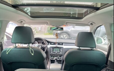 Skoda Superb III рестайлинг, 2012 год, 1 390 000 рублей, 7 фотография