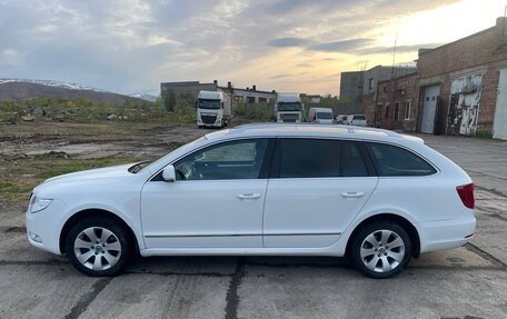 Skoda Superb III рестайлинг, 2012 год, 1 390 000 рублей, 15 фотография