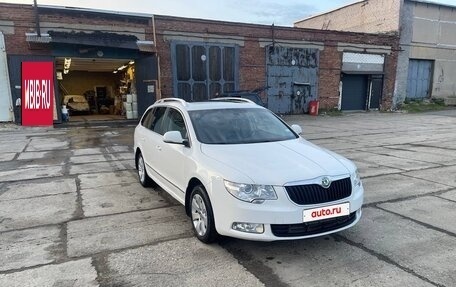 Skoda Superb III рестайлинг, 2012 год, 1 390 000 рублей, 17 фотография