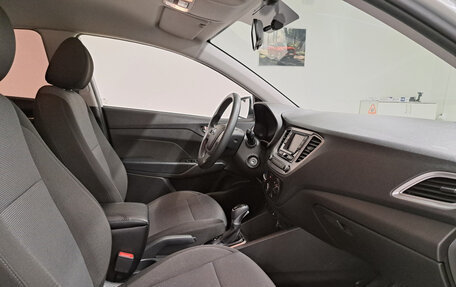 Hyundai Solaris II рестайлинг, 2021 год, 1 652 000 рублей, 13 фотография