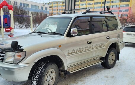 Toyota Land Cruiser Prado 90 рестайлинг, 1998 год, 1 280 000 рублей, 6 фотография