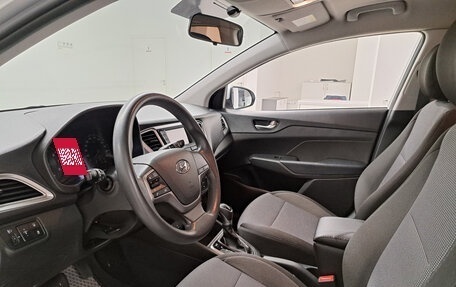 Hyundai Solaris II рестайлинг, 2021 год, 1 652 000 рублей, 20 фотография