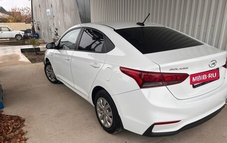 Hyundai Solaris II рестайлинг, 2017 год, 1 230 000 рублей, 4 фотография