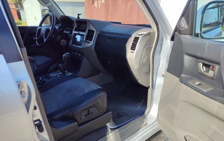 Mitsubishi Pajero III рестайлинг, 2004 год, 930 000 рублей, 8 фотография