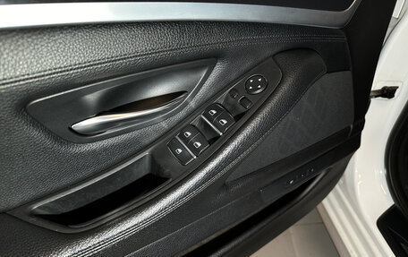 BMW 5 серия, 2016 год, 2 090 000 рублей, 15 фотография