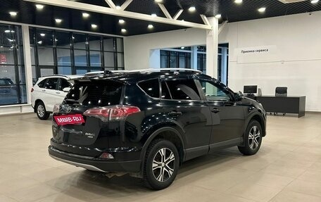 Toyota RAV4, 2016 год, 2 300 000 рублей, 6 фотография