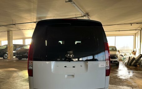 Hyundai Staria, 2023 год, 5 098 000 рублей, 4 фотография