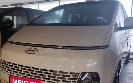 Hyundai Staria, 2023 год, 5 098 000 рублей, 15 фотография