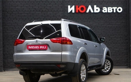 Mitsubishi Outlander III рестайлинг 3, 2013 год, 1 200 000 рублей, 6 фотография