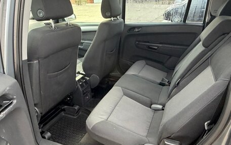 Opel Zafira B, 2006 год, 585 000 рублей, 21 фотография