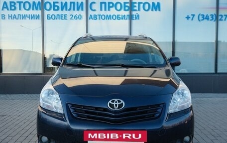Toyota Verso I, 2011 год, 1 249 000 рублей, 8 фотография