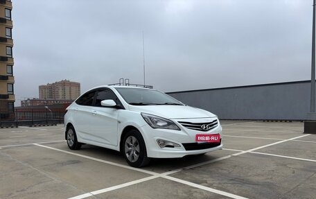 Hyundai Solaris II рестайлинг, 2015 год, 850 000 рублей, 1 фотография