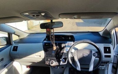 Toyota Prius Alpha I (ZVW40/41), 2011 год, 1 300 000 рублей, 1 фотография