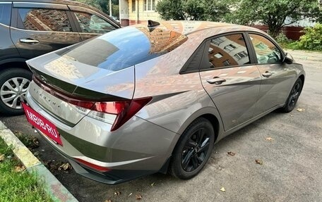 Hyundai Elantra, 2021 год, 1 950 000 рублей, 1 фотография