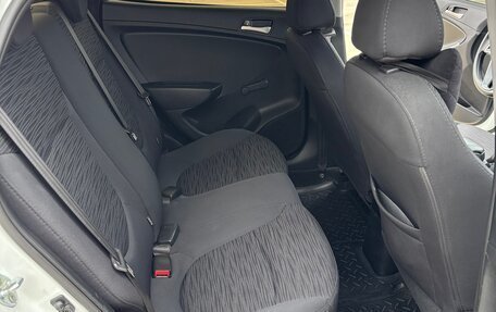 Hyundai Solaris II рестайлинг, 2015 год, 850 000 рублей, 11 фотография