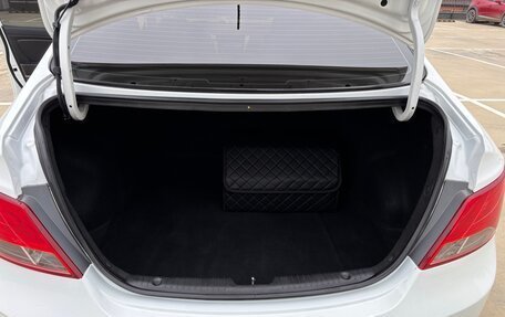 Hyundai Solaris II рестайлинг, 2015 год, 850 000 рублей, 14 фотография