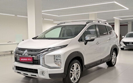 Mitsubishi Xpander, 2022 год, 2 320 000 рублей, 1 фотография