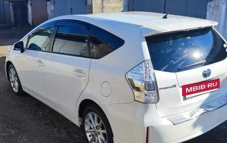 Toyota Prius Alpha I (ZVW40/41), 2011 год, 1 300 000 рублей, 7 фотография