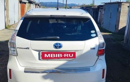 Toyota Prius Alpha I (ZVW40/41), 2011 год, 1 300 000 рублей, 5 фотография