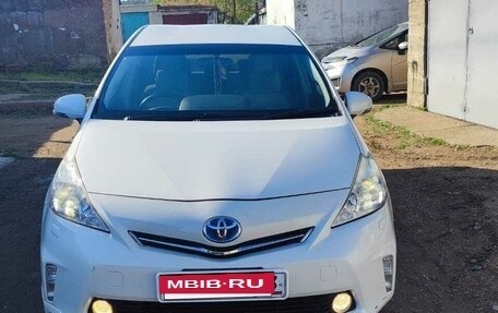 Toyota Prius Alpha I (ZVW40/41), 2011 год, 1 300 000 рублей, 10 фотография