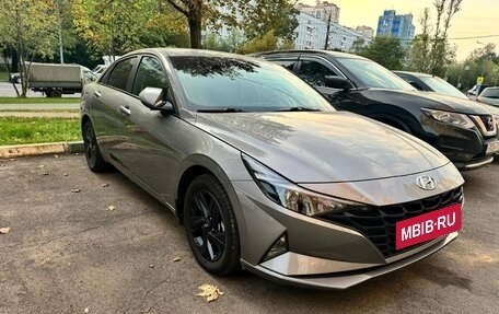 Hyundai Elantra, 2021 год, 1 950 000 рублей, 4 фотография