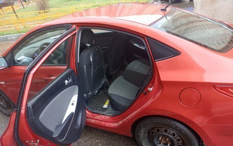 Hyundai Solaris II рестайлинг, 2012 год, 750 000 рублей, 7 фотография