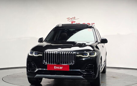 BMW X7, 2021 год, 6 770 000 рублей, 3 фотография