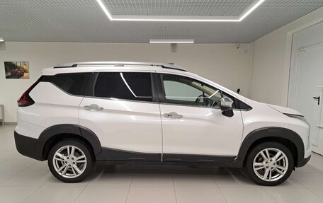 Mitsubishi Xpander, 2022 год, 2 320 000 рублей, 5 фотография