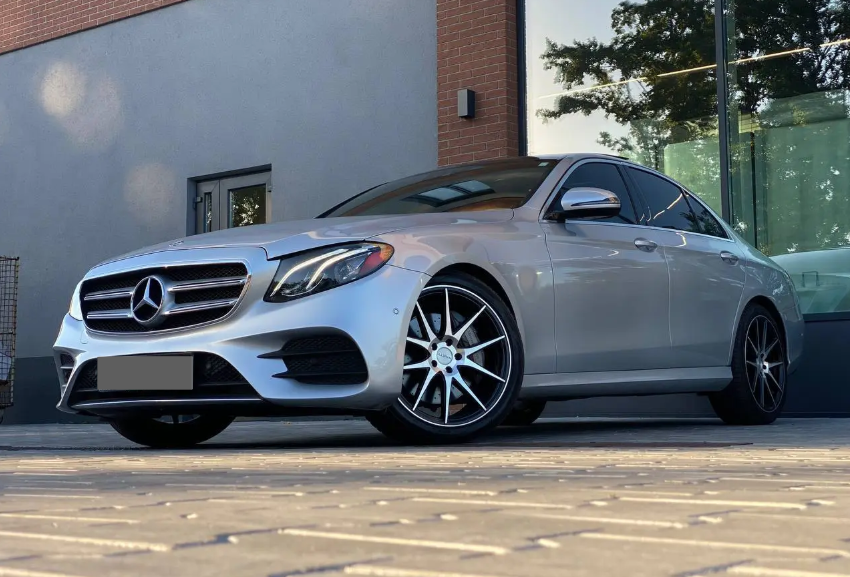 Mercedes-Benz E-Класс W213, 2018 год, 1 760 000 рублей, 4 фотография