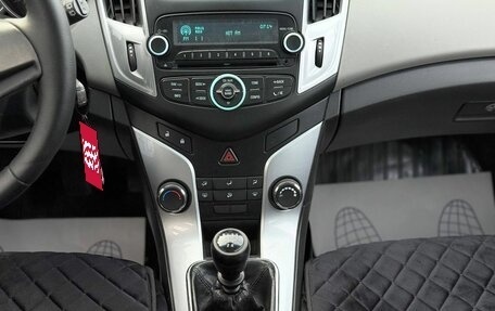 Chevrolet Cruze II, 2013 год, 749 000 рублей, 17 фотография