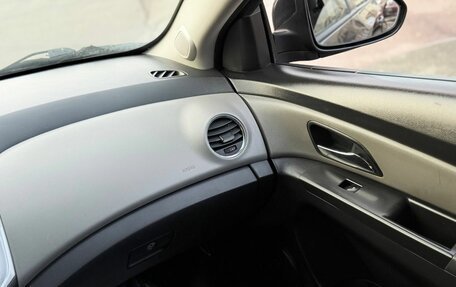 Chevrolet Cruze II, 2013 год, 749 000 рублей, 21 фотография