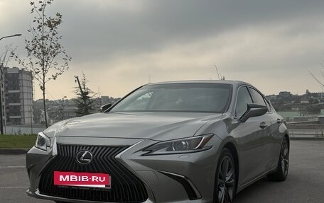 Lexus ES VII, 2020 год, 4 000 000 рублей, 2 фотография