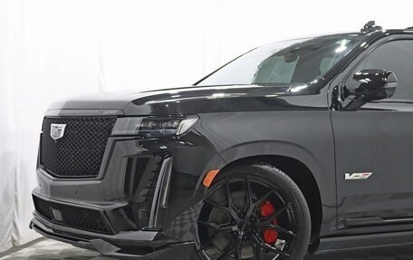 Cadillac Escalade V, 2024 год, 21 703 952 рублей, 2 фотография