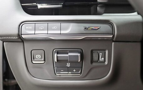 Cadillac Escalade V, 2024 год, 21 703 952 рублей, 14 фотография