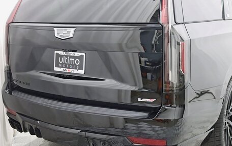 Cadillac Escalade V, 2024 год, 21 703 952 рублей, 12 фотография