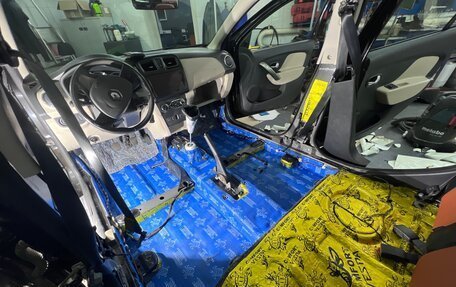 Renault Logan II, 2015 год, 750 000 рублей, 21 фотография