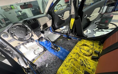 Renault Logan II, 2015 год, 750 000 рублей, 22 фотография